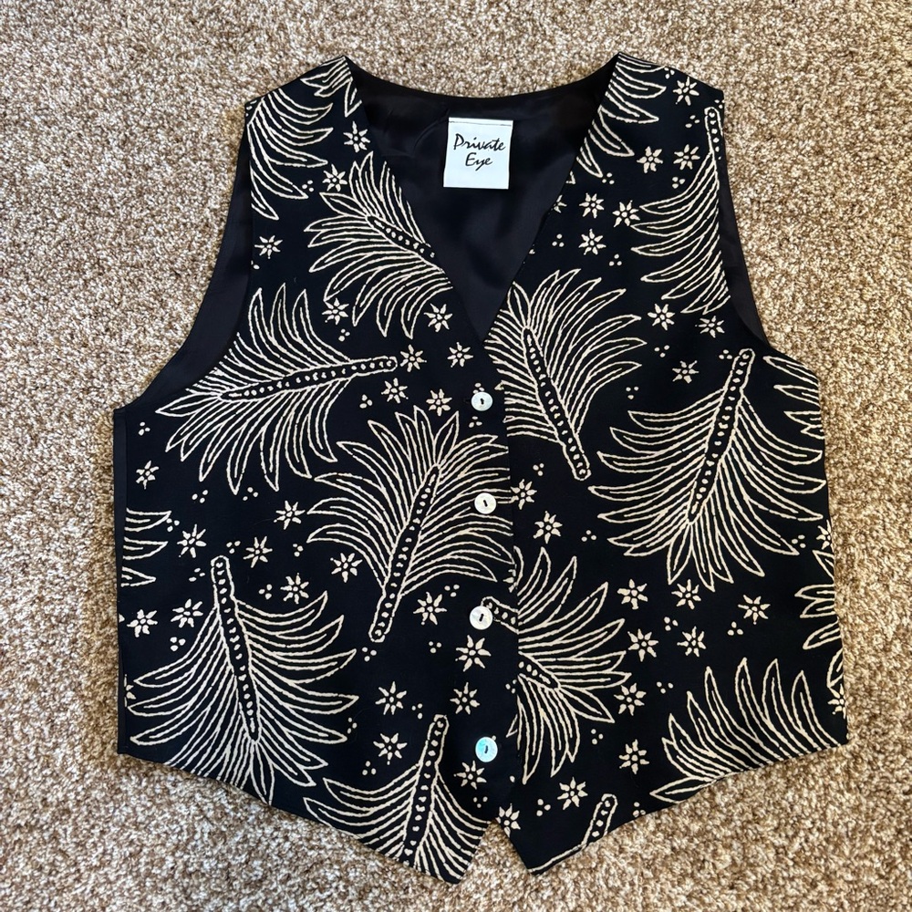 Private Eyes || Vintage Patterned Vest Size Large